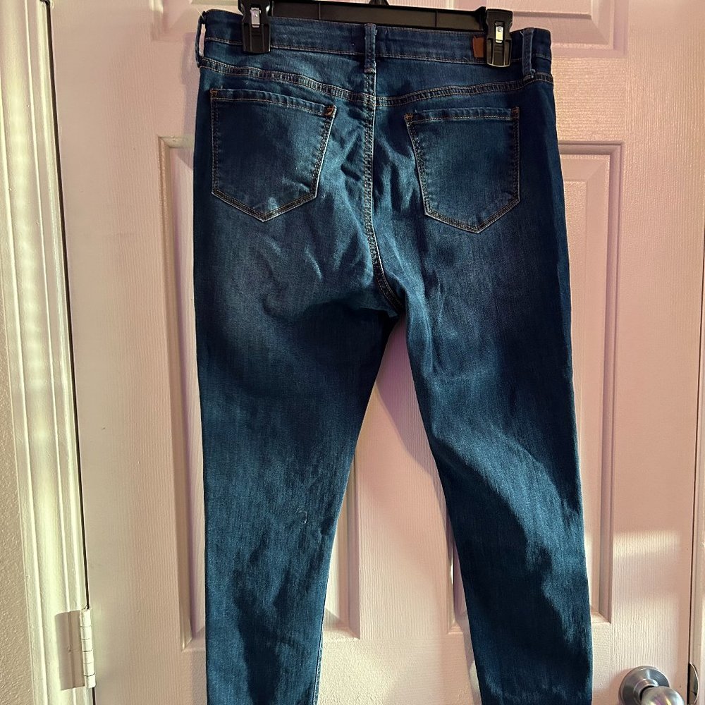 Simple Society skinny jeans